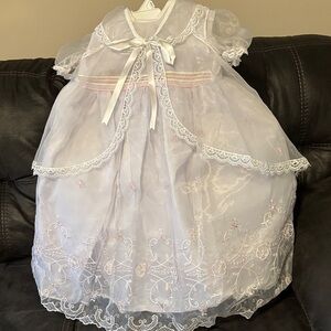 Elegant White Lace Baby Dress including 3pc set for bautizmo.